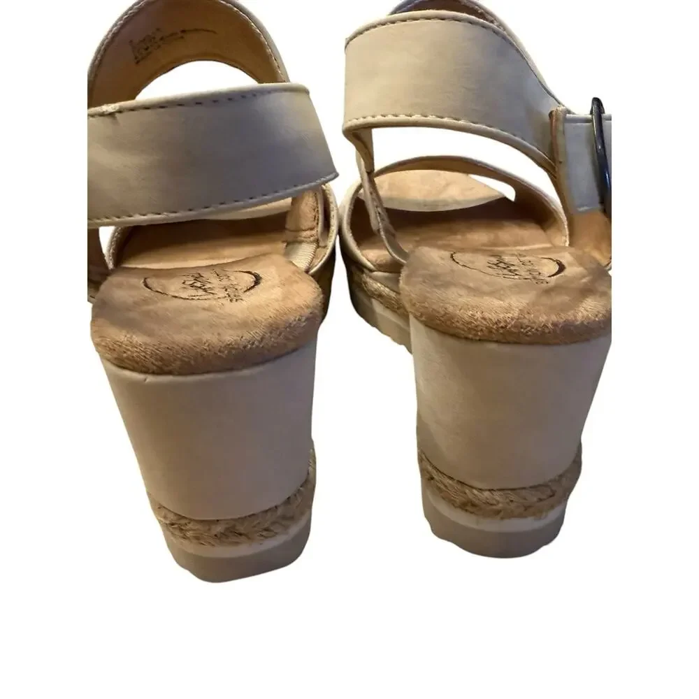 Life stride Brielle Women's Size 7 Cream Dual-Strap Slingback Wedge Sandals